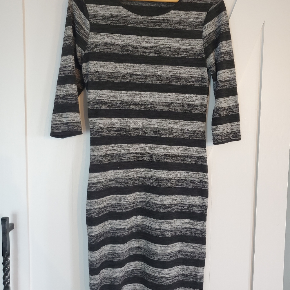 Suzy Shier cozy sweater dress